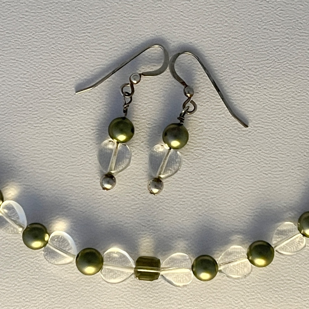 Freshwater pearls with quartz hearts, necklace & earring set
